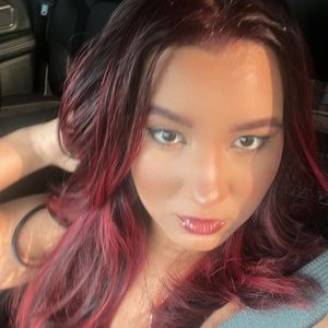 Meet your Posher, Melissa m